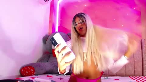 vannesa01 online show from 18, 2, 2025