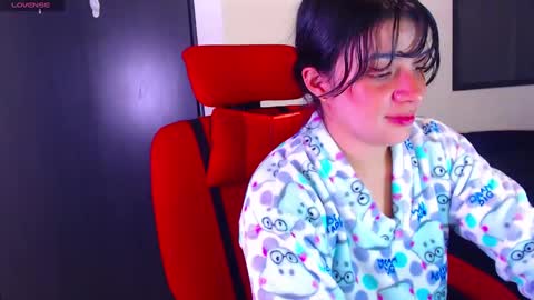 Vanesa online show from 13, 10, 2025