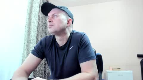 vano_822 online show from 10, 4, 2026