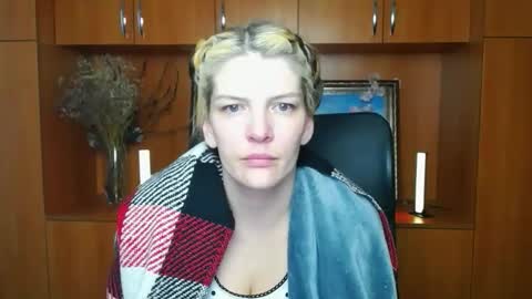 Vanessa online show from 3, 5, 2026