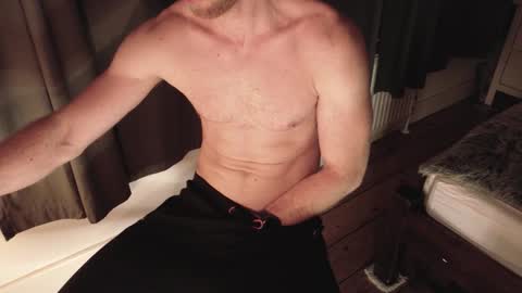 Snapshot of vanrysel18 chatting on 13, 3, 2026 vanrysel18 online show from 13, 3, 2026