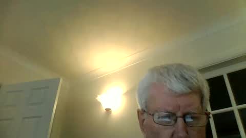 Snapshot of vassus chatting on 8, 1, 2025 vassus online show from 8, 1, 2025