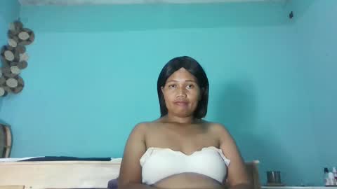 Vayannah online show from 5, 3, 2026