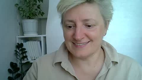 vea_motty online show from 7, 5, 2026