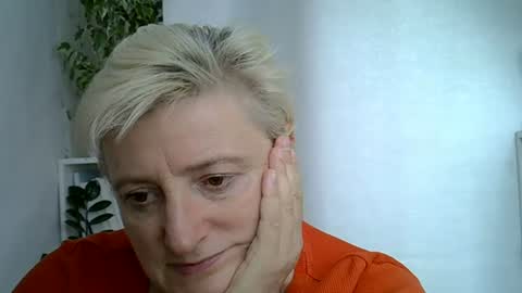vea_motty online show from 9, 7, 2026