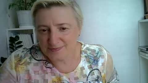 vea_motty online show from 13, 7, 2026