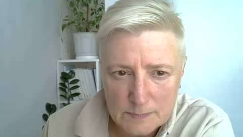 vea_motty online show from 23, 7, 2026