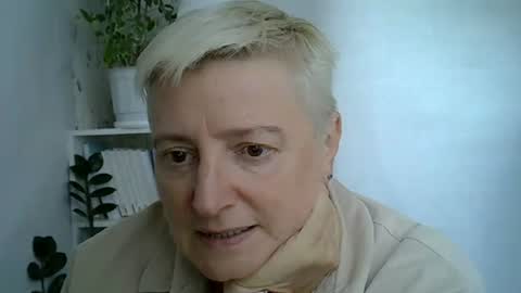 vea_motty online show from 9, 8, 2026