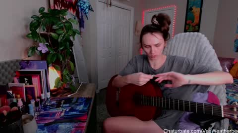 Violet Weatherbee online show from 28, 1, 2025