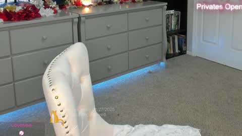 vegas_romance online show from 28, 1, 2025