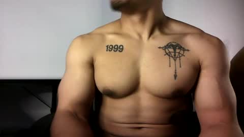 Snapshot of vegasluv702 chatting on 20, 6, 2026 Vegas Love online show from 20, 6, 2026