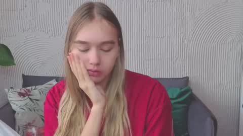 Snapshot of vel1ka chatting on 14, 9, 2025 Barbara online show from 14, 9, 2025