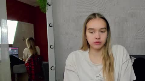 Snapshot of vel1ka chatting on 21, 9, 2025 Barbara online show from 21, 9, 2025