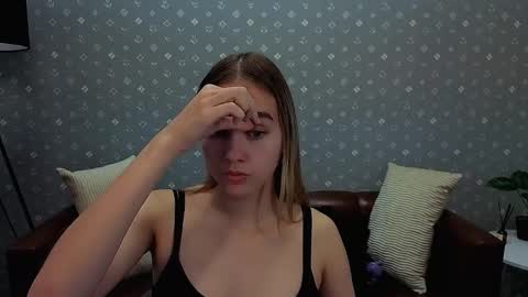 Snapshot of vel1ka chatting on 15, 10, 2025 Barbara online show from 15, 10, 2025