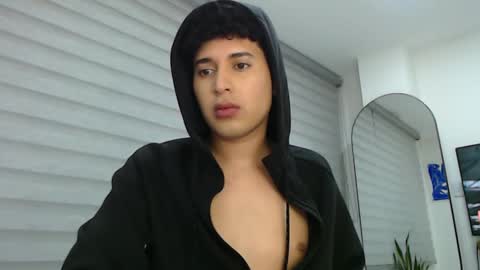 velascosexyboy online show from 9, 1, 2025
