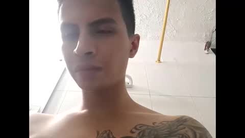 Snapshot of velk_hot1 chatting on 6, 1, 2025 velk_hot1 online show from 6, 1, 2025