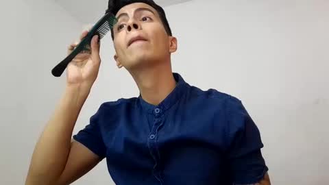 Snapshot of velk_hot1 chatting on 8, 3, 2025 velk_hot1 online show from 8, 3, 2025