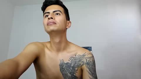 Snapshot of velk_hot1 chatting on 9, 3, 2025 velk_hot1 online show from 9, 3, 2025