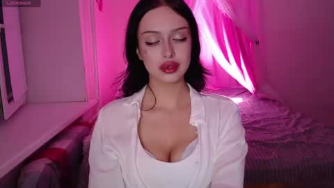 Velora online show from 10, 6, 2026