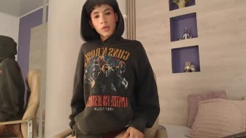 An online show from 15, 4, 2026