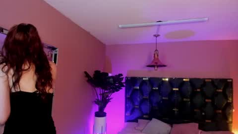 Isabella  online show from 6, 7, 2026