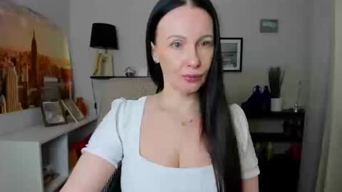 Snapshot of velvet_jasmine chatting on 13, 3, 2026 Jasmine online show from 13, 3, 2026