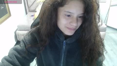 Snapshot of velvet_moon_v chatting on 15, 1, 2026 velvet_moon_v online show from 15, 1, 2026