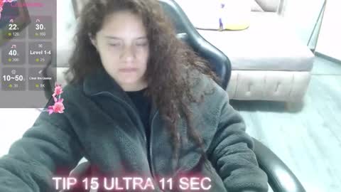 Snapshot of velvet_moon_v chatting on 16, 1, 2026 velvet_moon_v online show from 16, 1, 2026