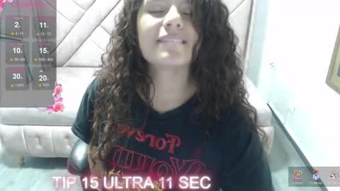 Snapshot of velvet_moon_v chatting on 5, 2, 2026 velvet_moon_v online show from 5, 2, 2026