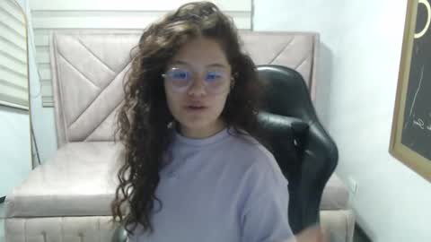 Snapshot of velvet_moon_v chatting on 10, 2, 2026 velvet_moon_v online show from 10, 2, 2026