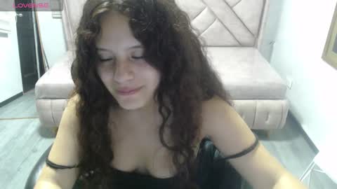 Snapshot of velvet_moon_v chatting on 23, 2, 2026 velvet_moon_v online show from 23, 2, 2026