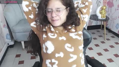 Snapshot of velvet_moon_v chatting on 14, 3, 2026 velvet_moon_v online show from 14, 3, 2026