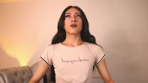 Velvet  online show from 18, 6, 2026