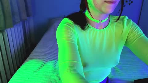 Violet online show from 17, 1, 2025