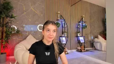 Velvet online show from 10, 5, 2026