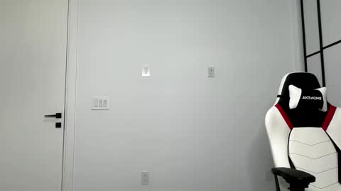 Snapshot of velvettgirl chatting on 3, 2, 2026 VelvetTGirl online show from 3, 2, 2026