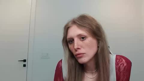 Snapshot of velvettgirl chatting on 5, 2, 2026 VelvetTGirl online show from 5, 2, 2026