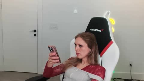 Snapshot of velvettgirl chatting on 11, 2, 2026 VelvetTGirl online show from 11, 2, 2026