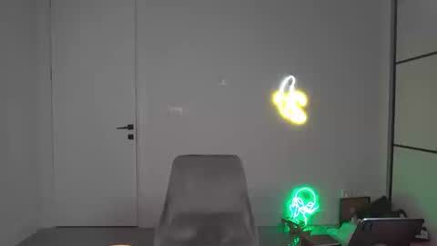 Snapshot of velvettgirl chatting on 13, 3, 2026 VelvetTGirl online show from 13, 3, 2026