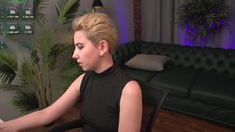 CLEOshort hair  TIna long hair  online show from 14, 1, 2025