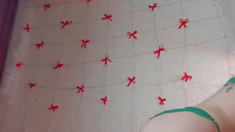 Snapshot of velvetvine chatting on 21, 2, 2026 VelvetVine online show from 21, 2, 2026