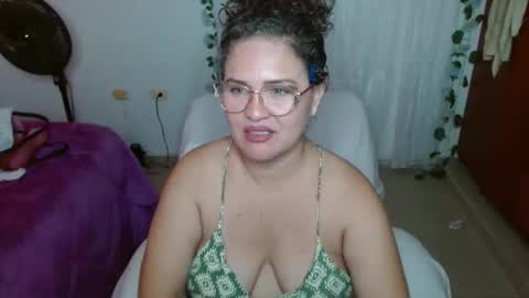 venecasexy44 online show from 25, 4, 2026