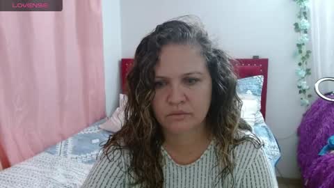 Snapshot of venecasexy44 chatting on 13, 5, 2026 venecasexy44 online show from 13, 5, 2026