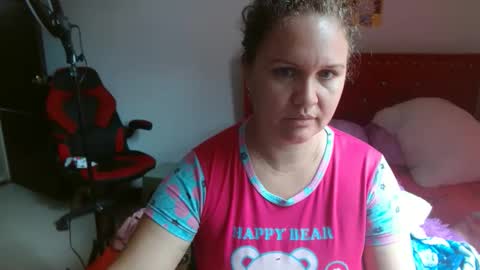 Snapshot of venecasexy44 chatting on 3, 6, 2026 venecasexy44 online show from 3, 6, 2026