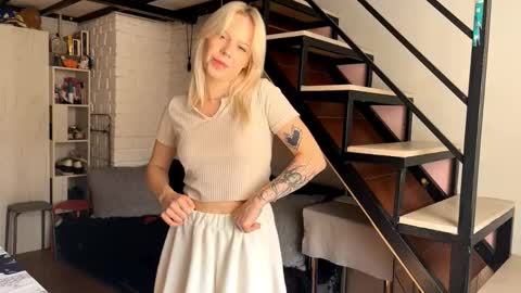 Lisa online show from 23, 10, 2025