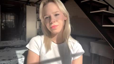 Lisa online show from 25, 10, 2025