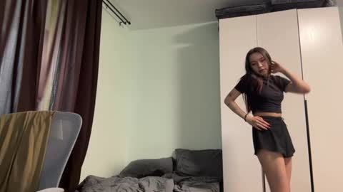 Snapshot of venessasatterwhite chatting on 3, 7, 2026 Milla online show from 3, 7, 2026