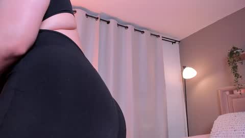 venus_reid online show from 14, 9, 2025