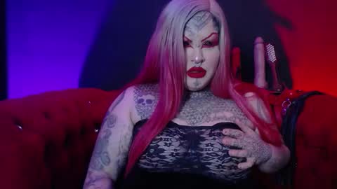 Venus Ink online show from 6, 11, 2025