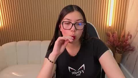 Venus  online show from 4, 12, 2025